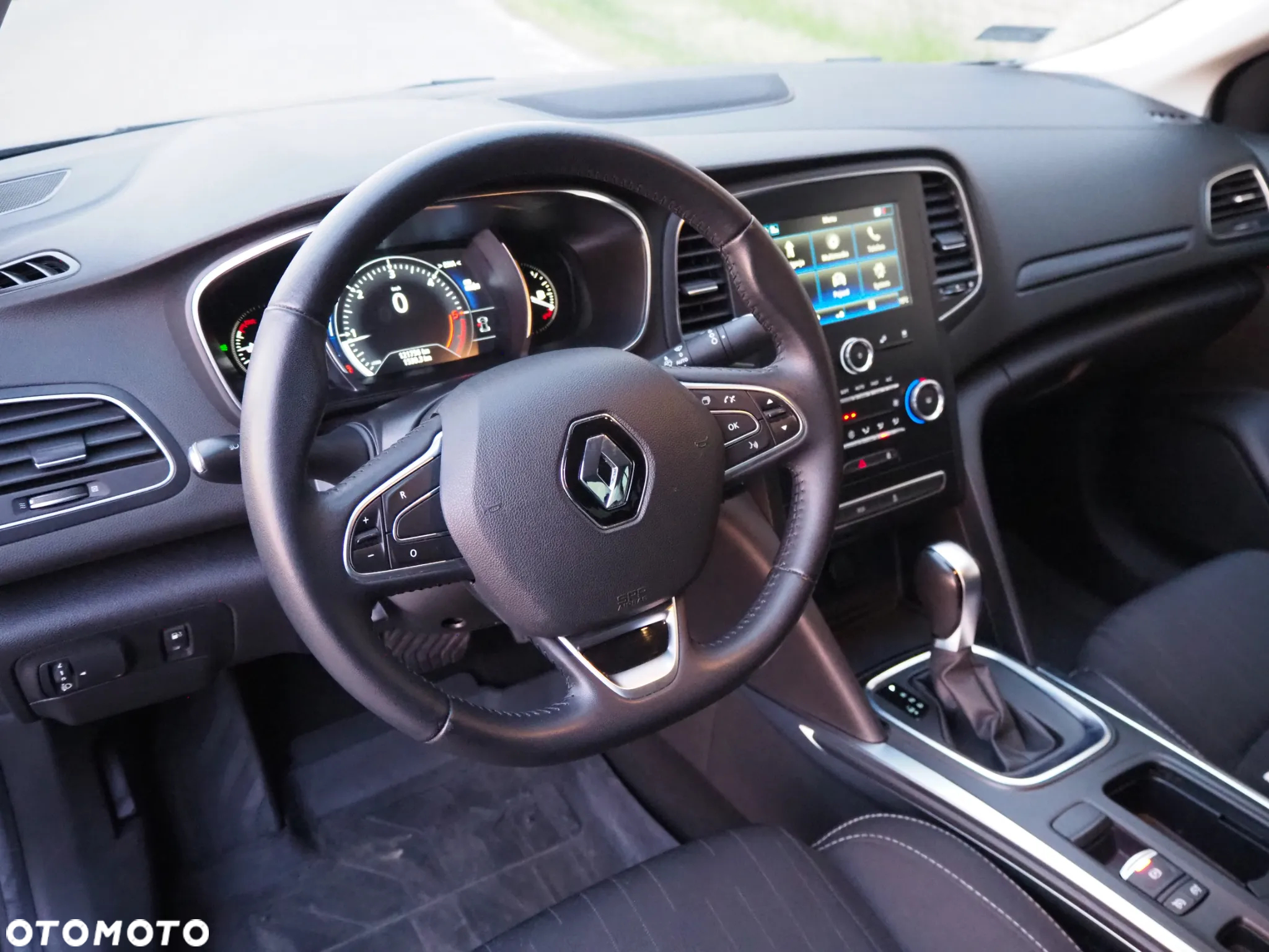 Renault Megane 1.5 Blue dCi Intens EDC - 14