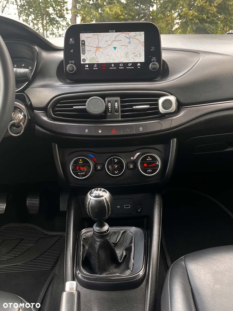 Fiat Tipo 1.4 T-Jet 16v S-Design - 15