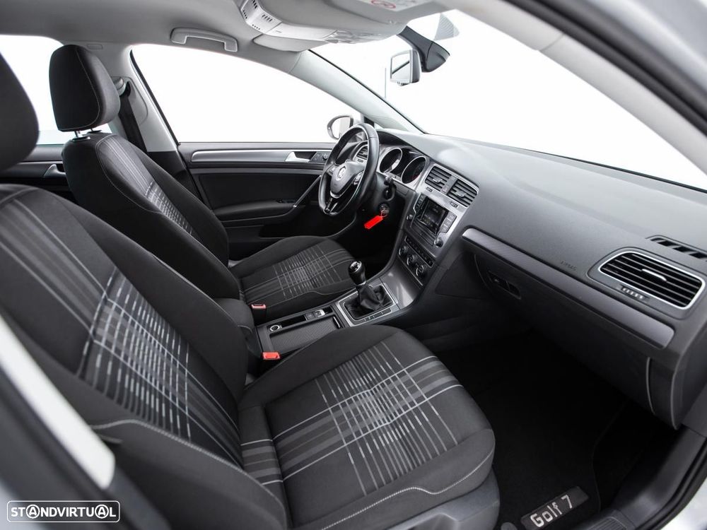VW Golf - 10