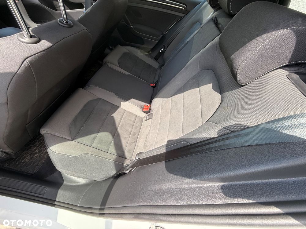 Volkswagen Golf 1.5 TSI ACT OPF Highline - 17