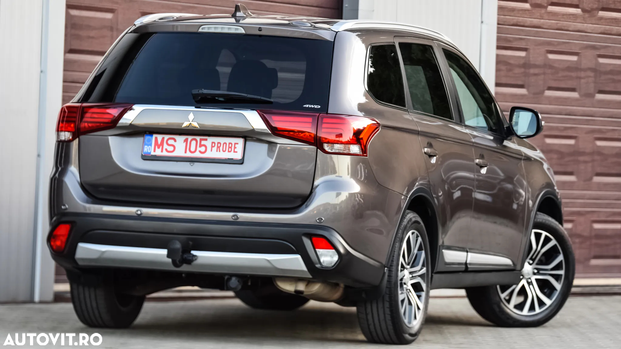 Mitsubishi Outlander 2.0 4WD CVT Plus - 3