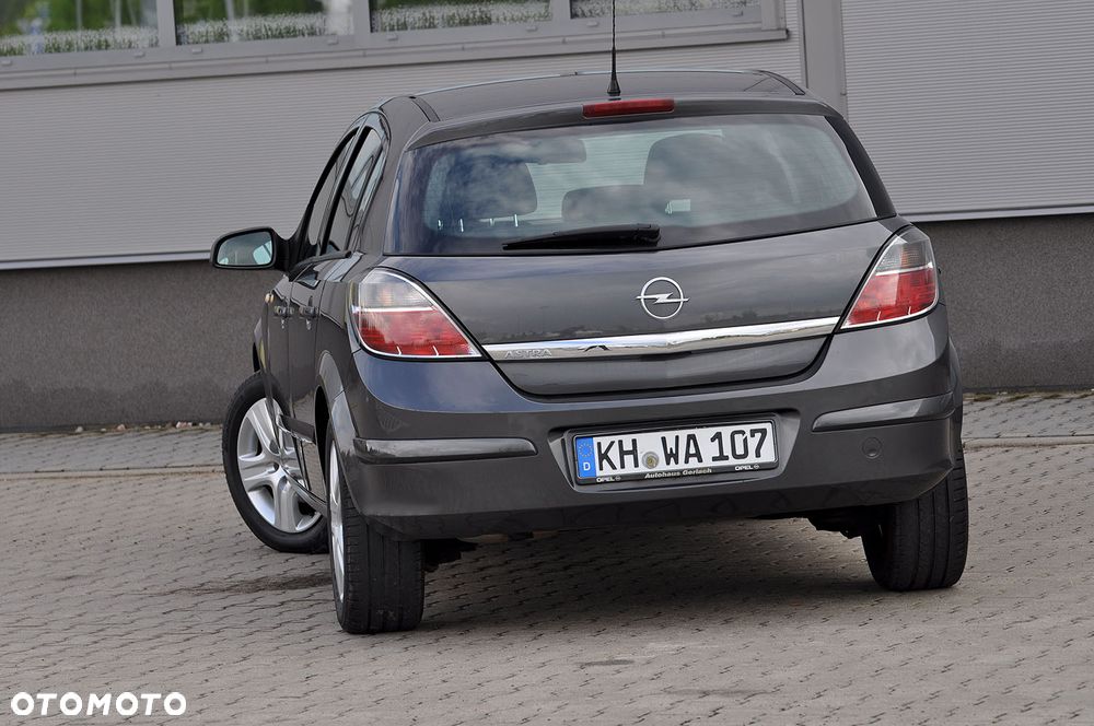Opel Astra 1.6 Easytronic Edition - 23