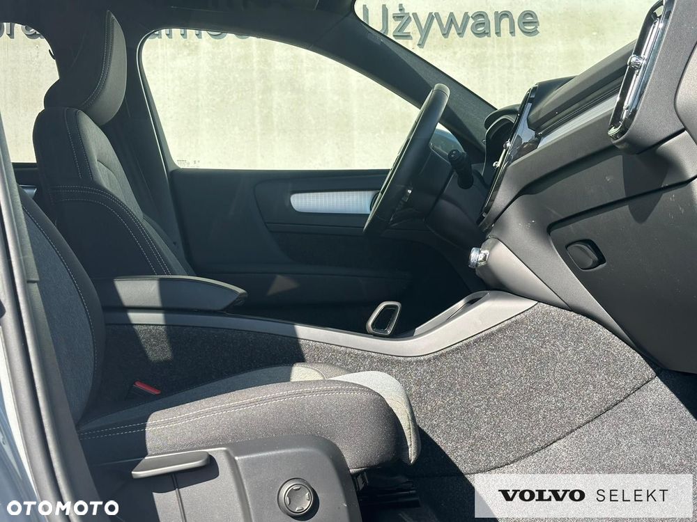 Volvo XC 40 - 31