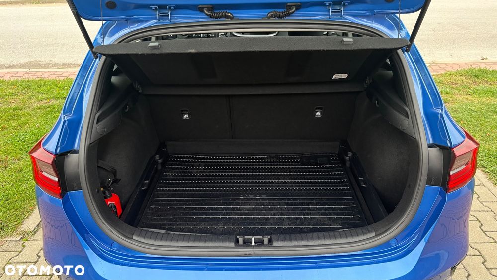 Kia Ceed - 28