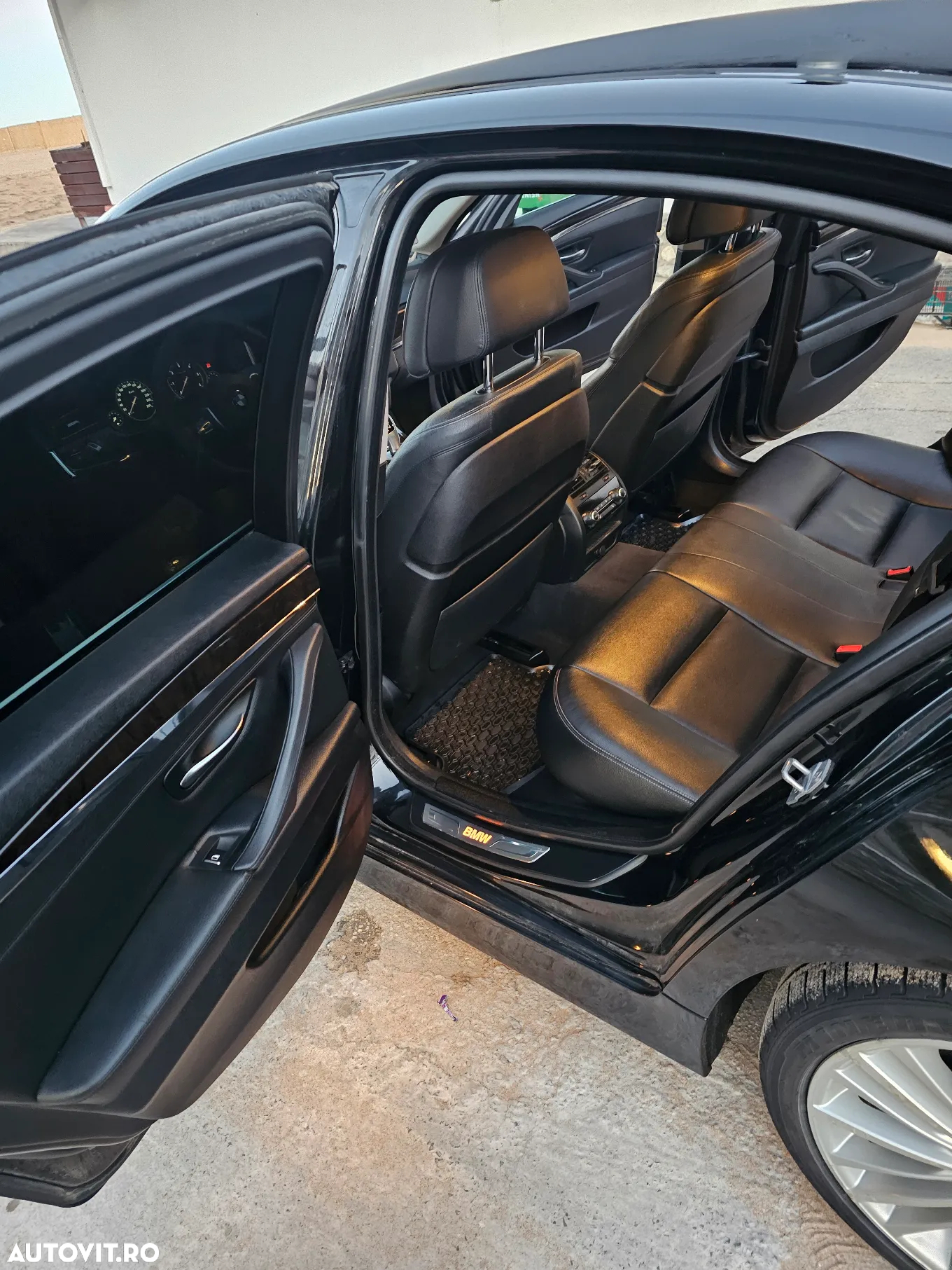 BMW Seria 5 520d xDrive AT - 7