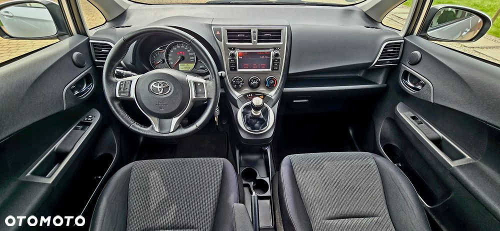 Toyota Verso S - 20