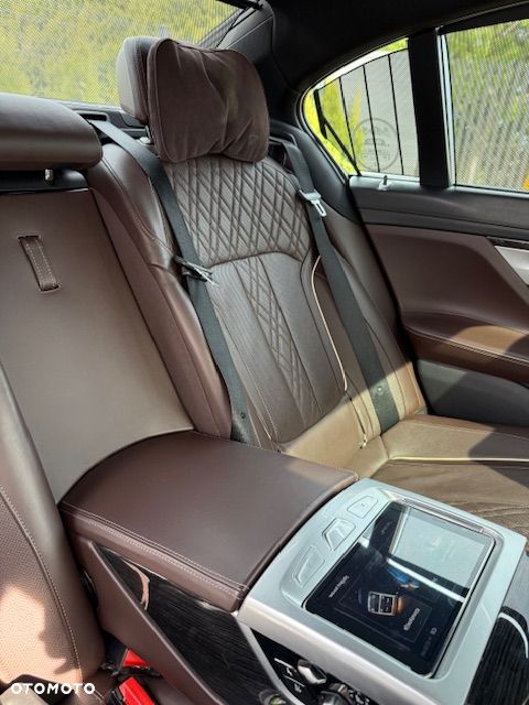 BMW Seria 7 740Ld xDrive - 12