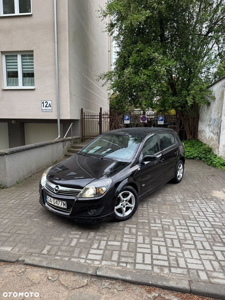 Opel Astra 1.6 Sport - 19