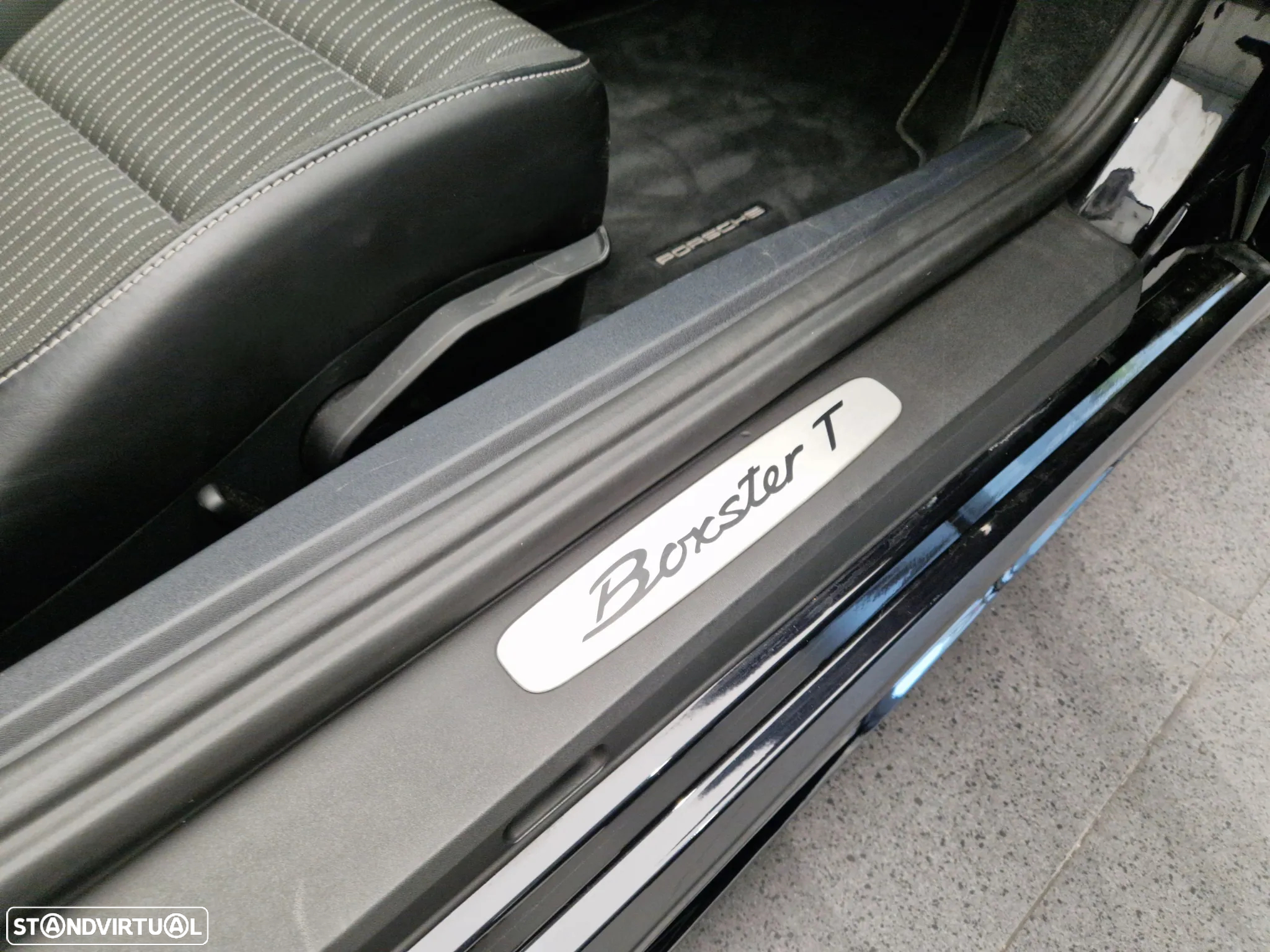 Porsche 718 Boxster 2.0 T PDK - 36