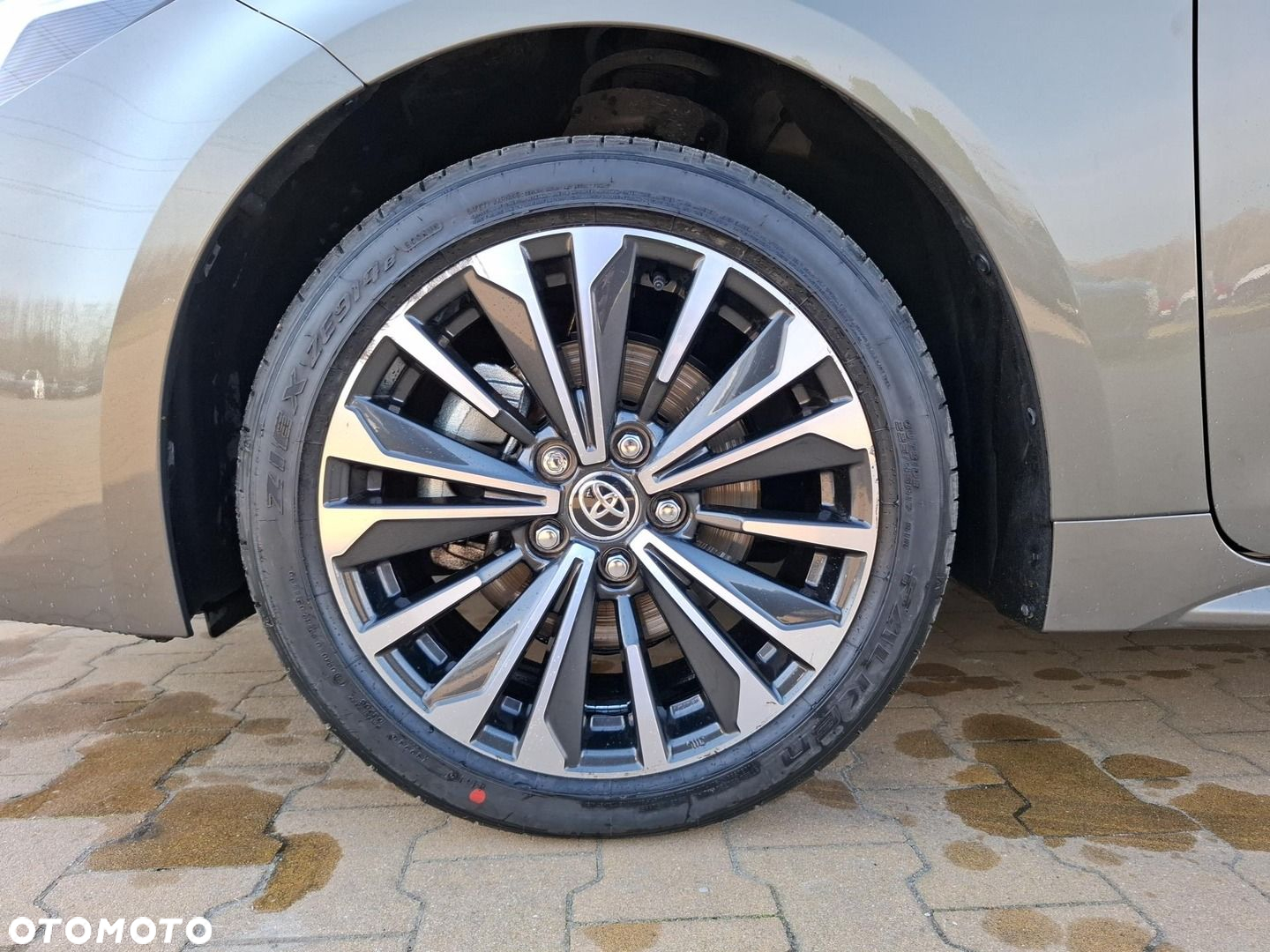 Toyota Corolla - 19