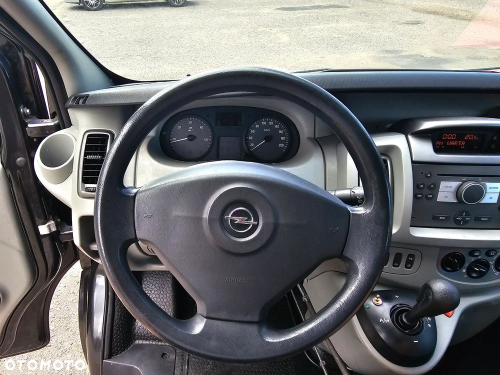 Opel Vivaro - 35