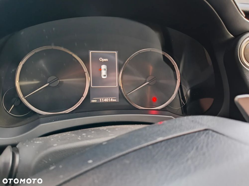 Lexus IS 200t / 300 Elegance - 8