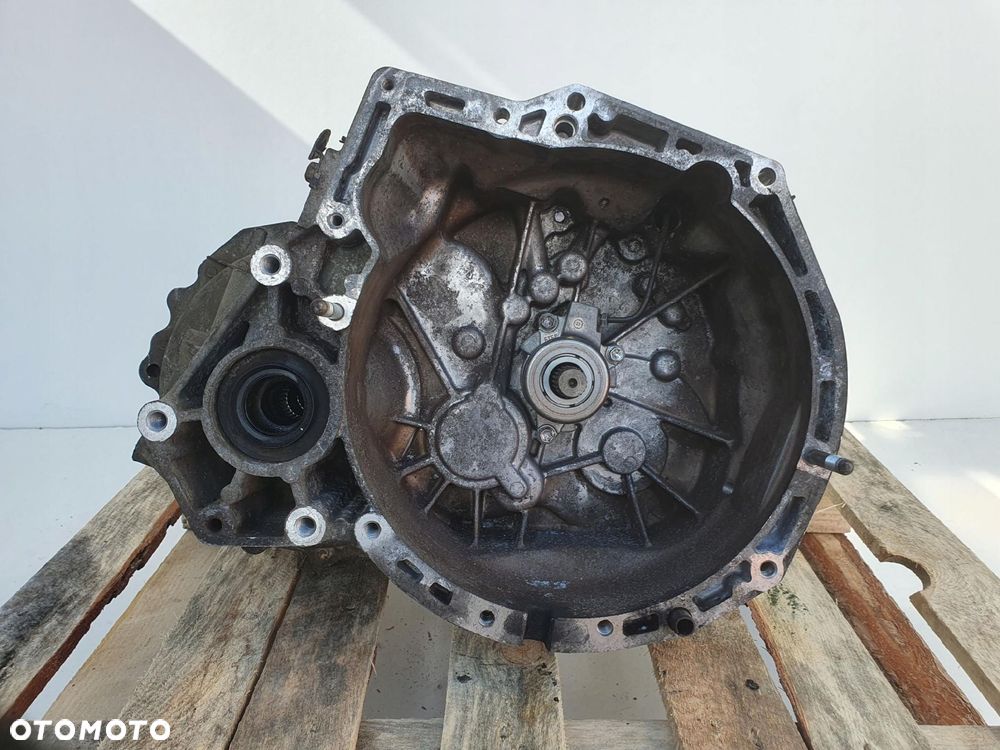 Suzuki SX-4 SX4 1.6 DDIS SKRZYNIA BIEGÓW 69K2 manualna MANUAL - 4