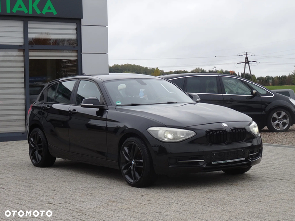 BMW Seria 1 120d xDrive BluePerformance Sport Line
