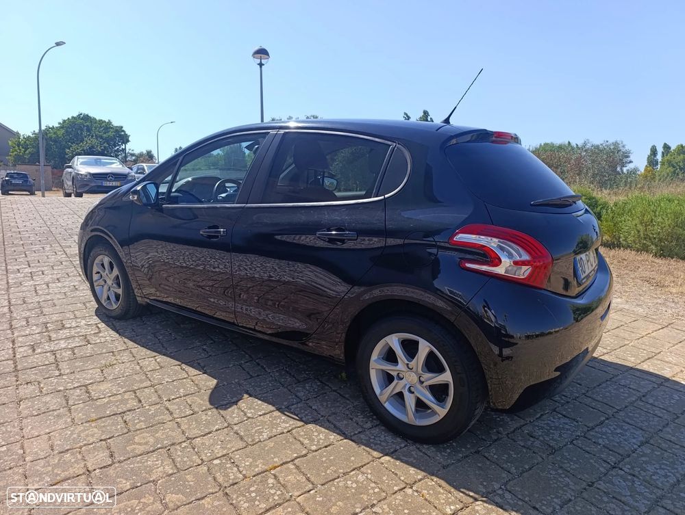 Peugeot 208 1.2 VTi Allure - 7