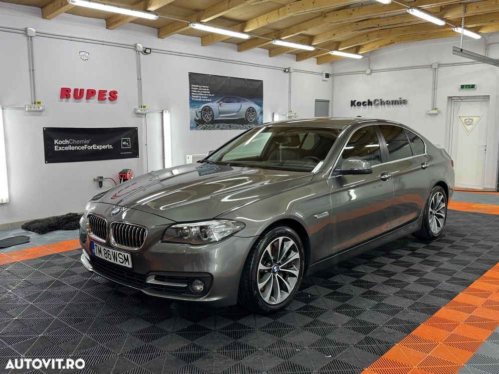 BMW Seria 5 525d Sport-Aut. Luxury Line - 1