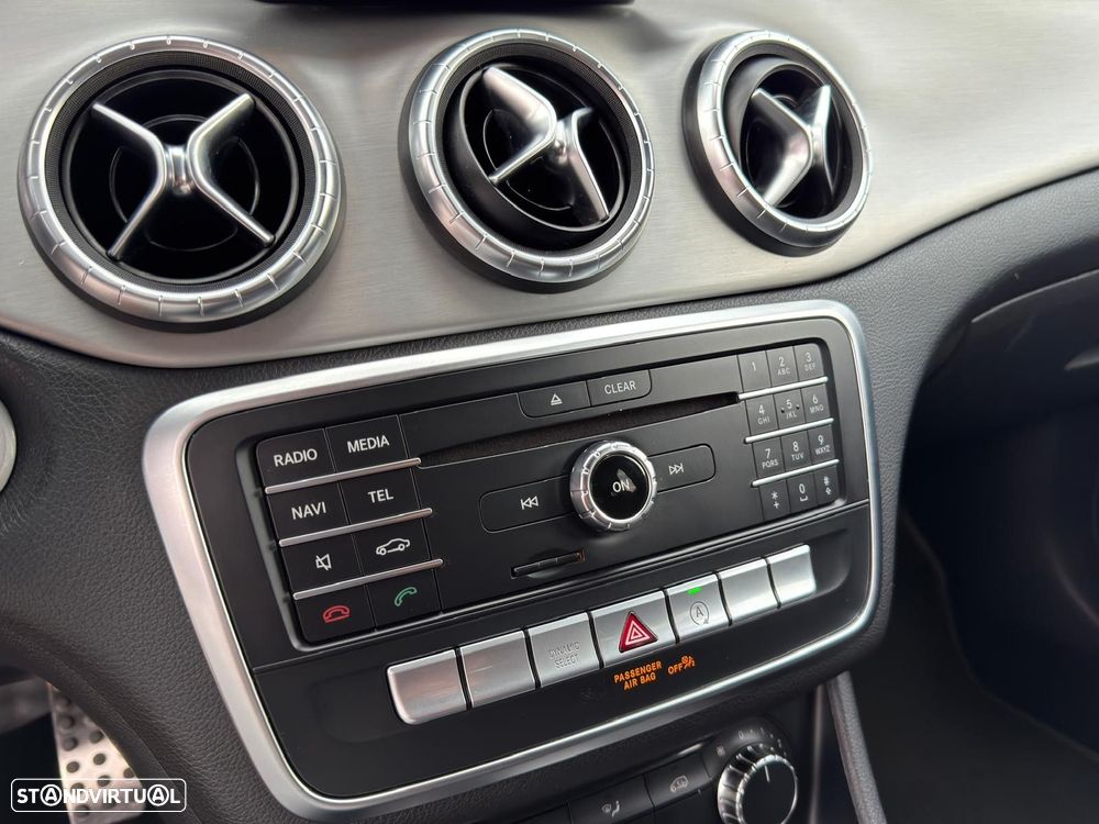 Mercedes-Benz CLA 180 d 7G-DCT AMG Line - 29