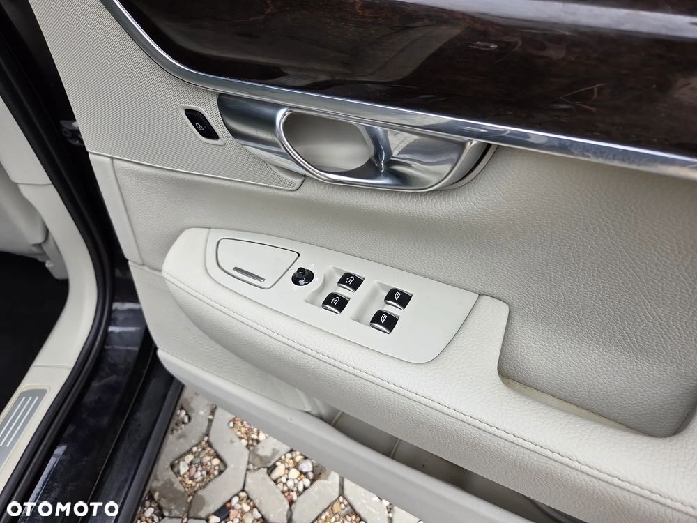 Volvo S90 T5 Momentum - 21