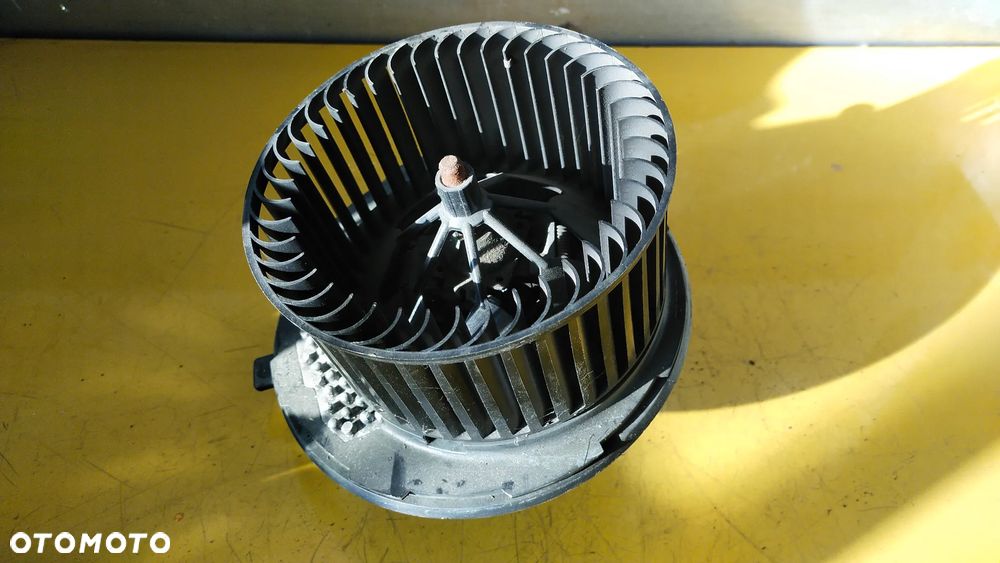 DMUCHAWA WENTYLATOR NAGRZEWNICY SKODA SUPERB 2 - 3