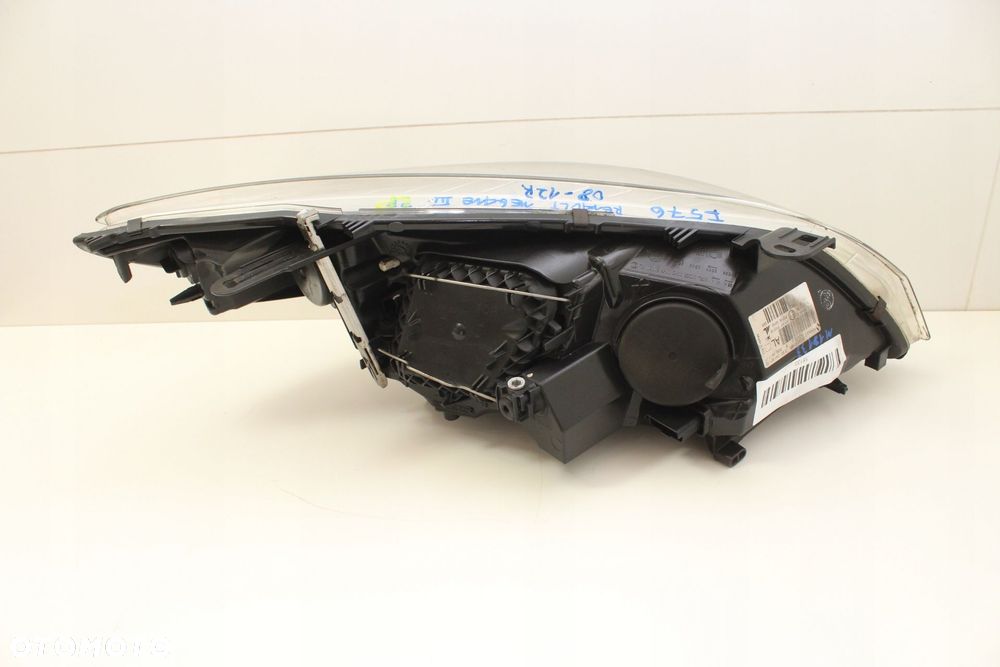 LAMPA LEWY PRZÓD RENAULT MEGANE III 3 08-12R - 10