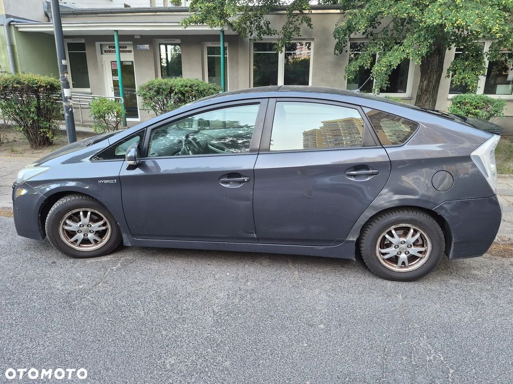 Toyota Prius - 5