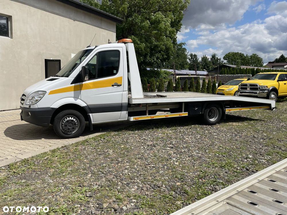 Mercedes-Benz Sprinter 519 - 10