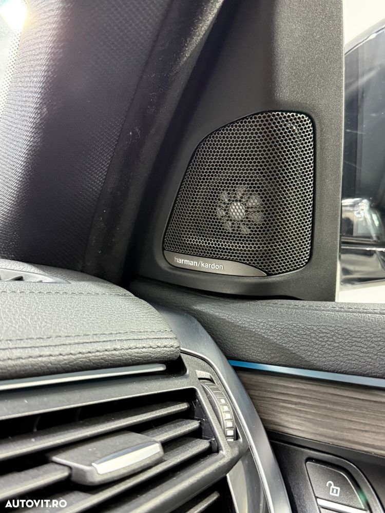 BMW X6 xDrive30d - 25
