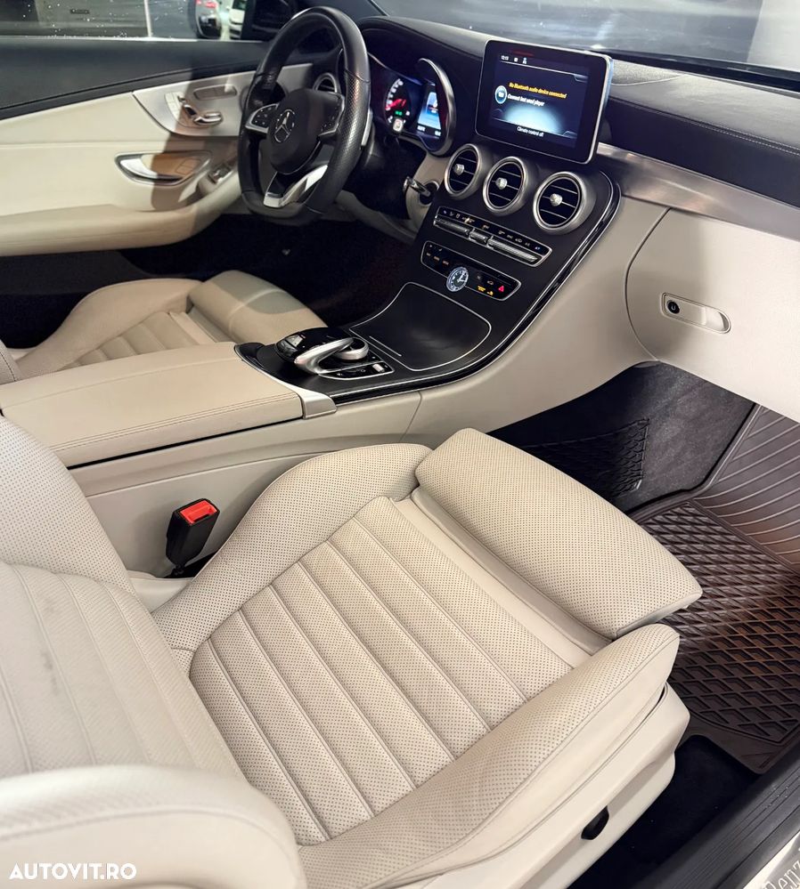 Mercedes-Benz C 400 4MATIC Coupe - 10