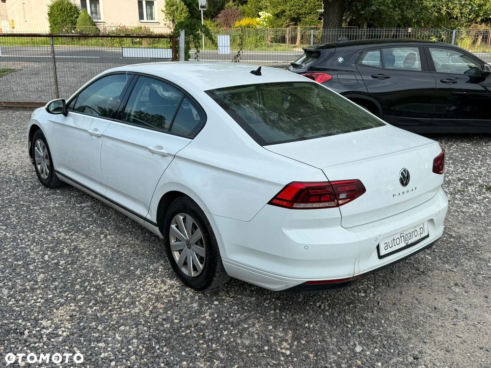 Volkswagen Passat 1.5 TSI EVO Business - 10