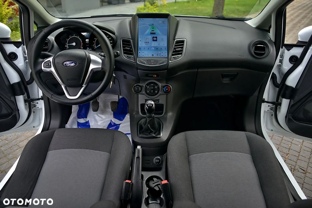 Ford Fiesta 1.25 Titanium EU5 - 38