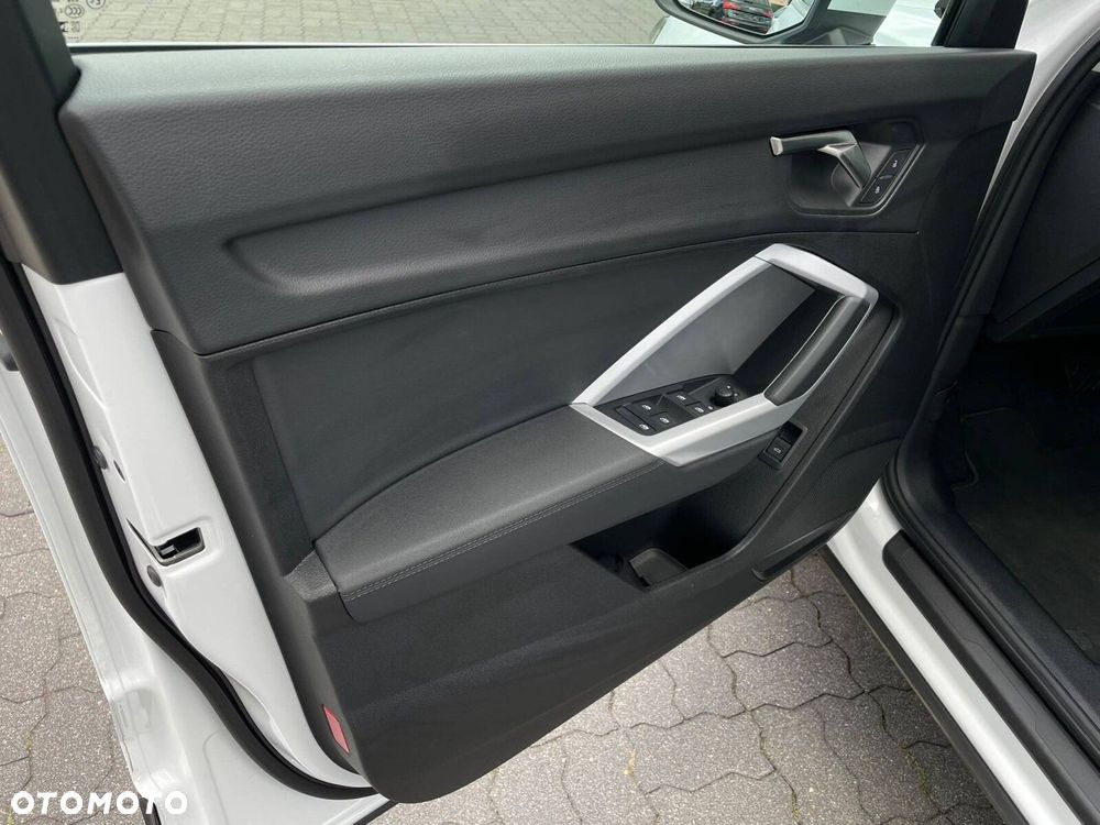Audi Q3 Sportback - 17