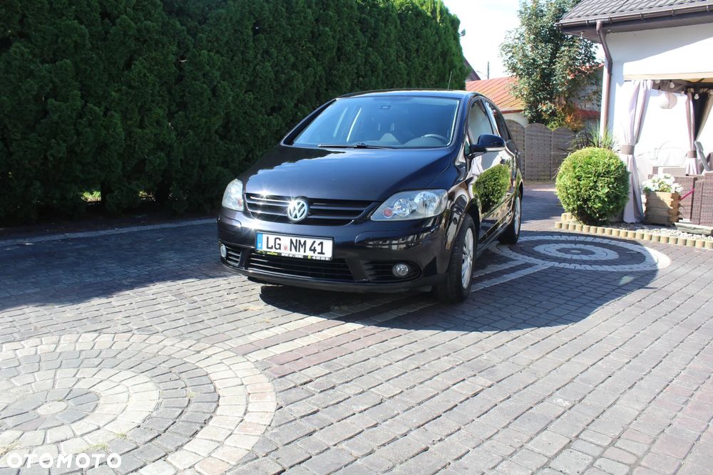 Volkswagen Golf Plus - 1