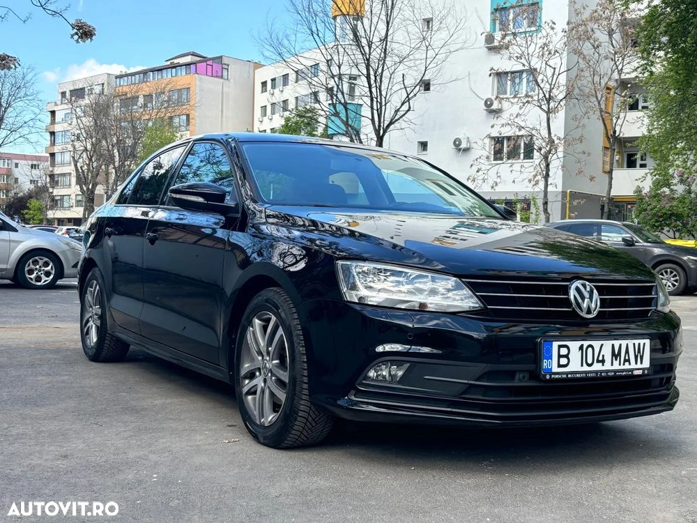 Volkswagen Jetta 2.0 TDI BlueMotion Technologie - 1