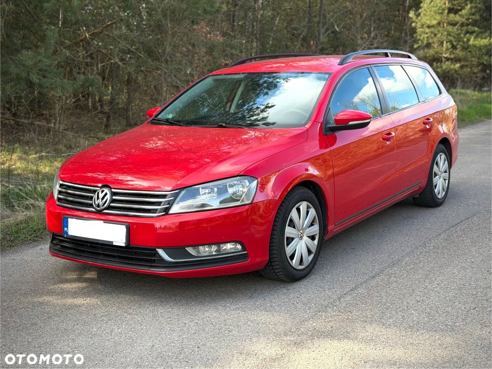 Volkswagen Passat 1.6 TDI DPF BlueMot Trendline - 1
