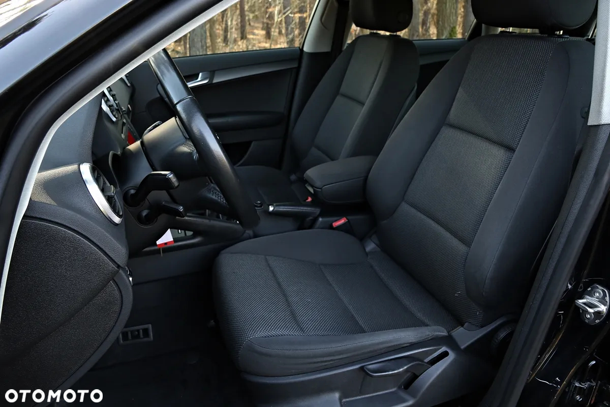 Audi A3 1.6 TDI Ambiente - 29