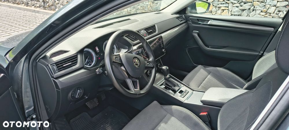 Skoda Superb 1.5 TSI ACT Style DSG - 9