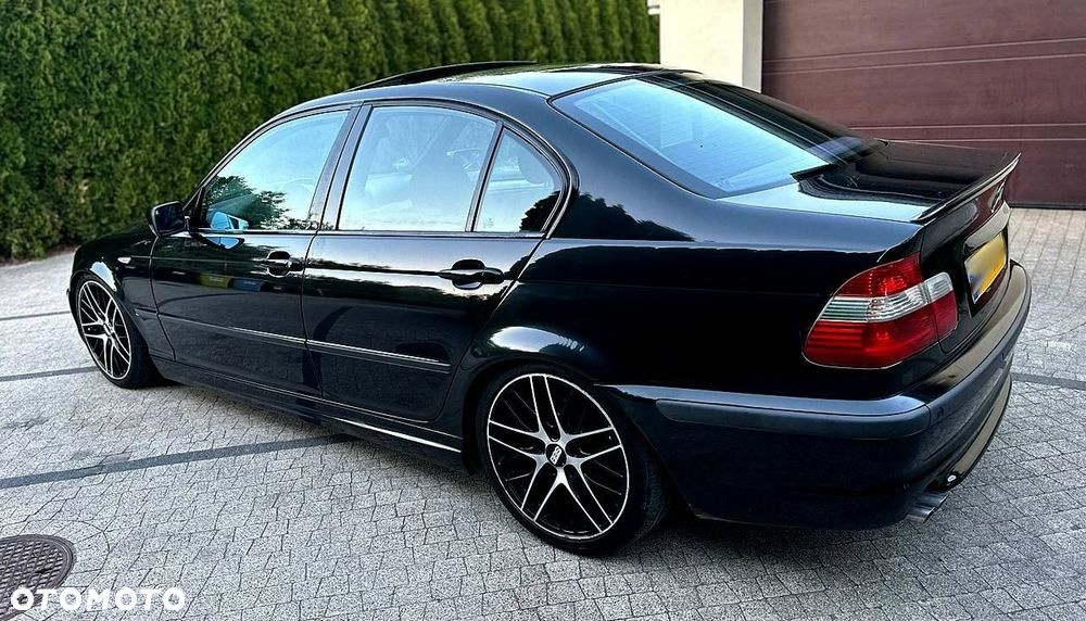 BMW Seria 3 325i Edition Sport - 39