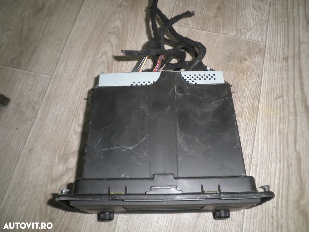 Navigatie Seat Ibiza MK4 Facelift 2016 5F0035875A - 3