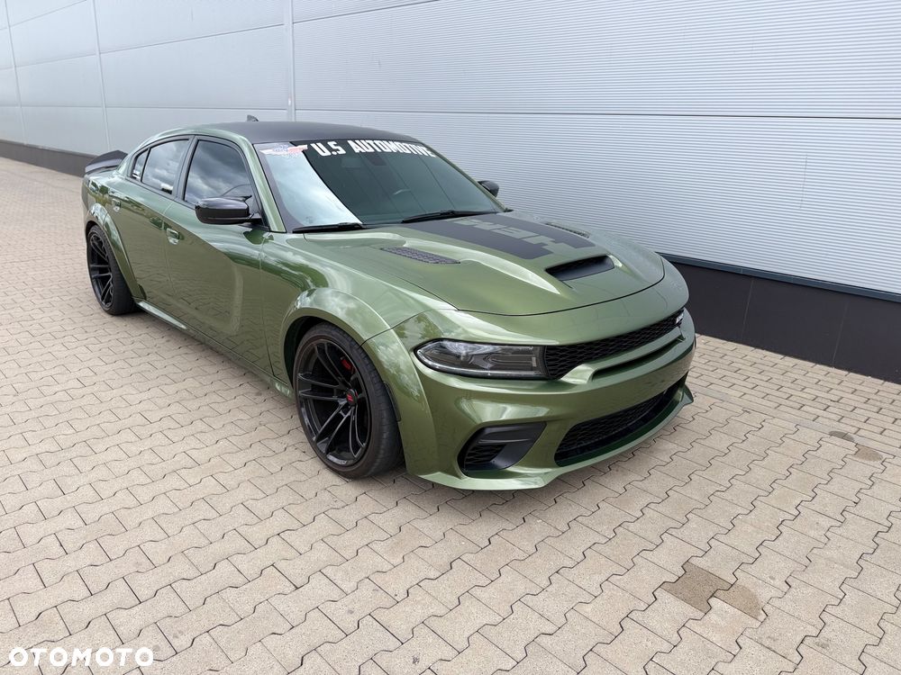 Dodge Charger 5.7 R/T Daytona - 4