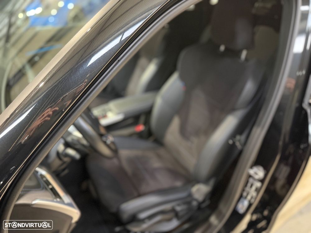 BMW X1 sDrive18d Pack Desportivo M - 45