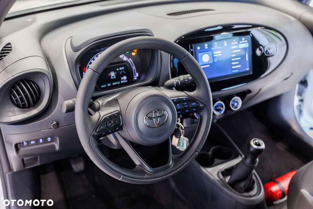 Toyota Aygo X - 39