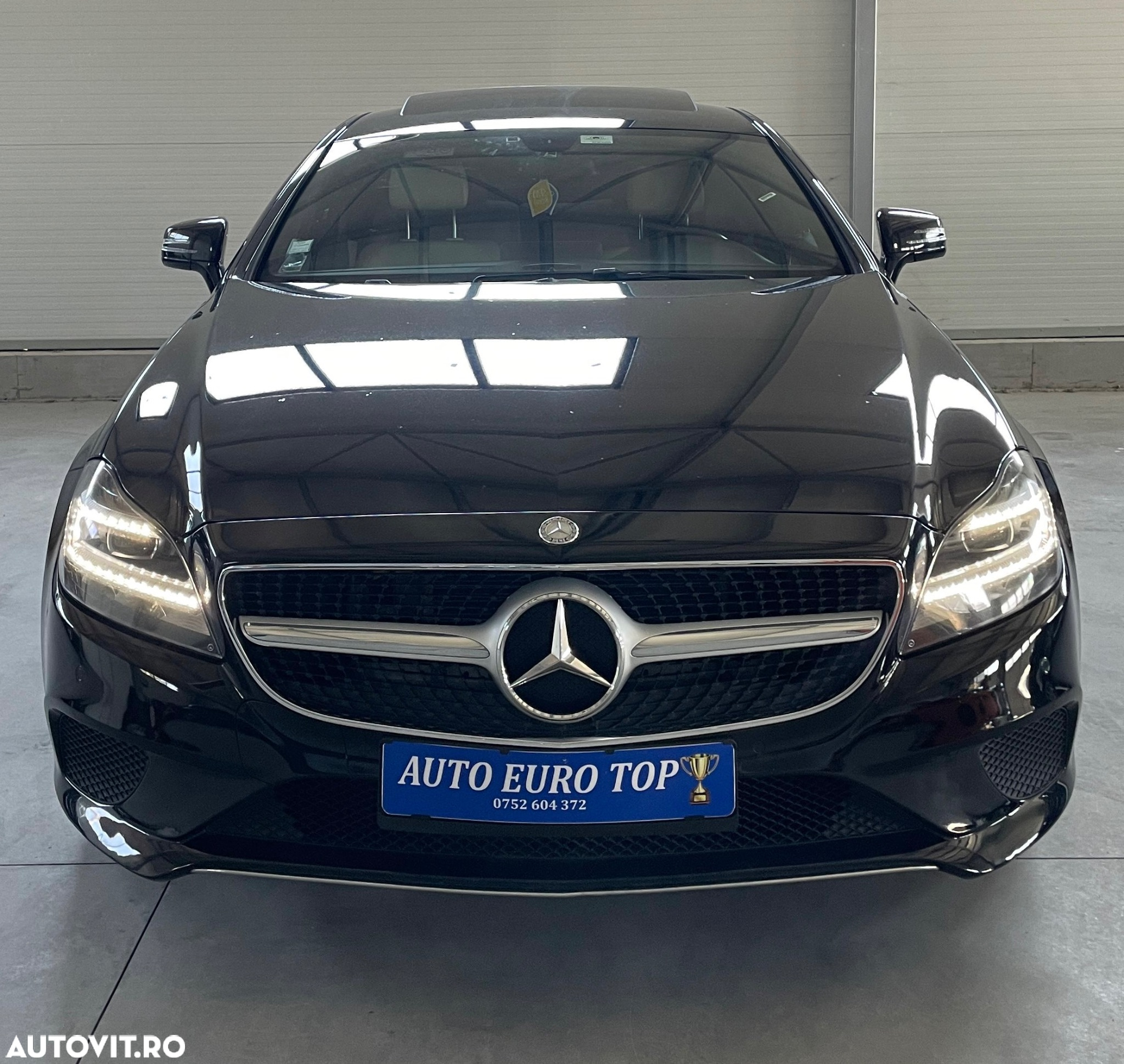 Mercedes-Benz CLS - 12
