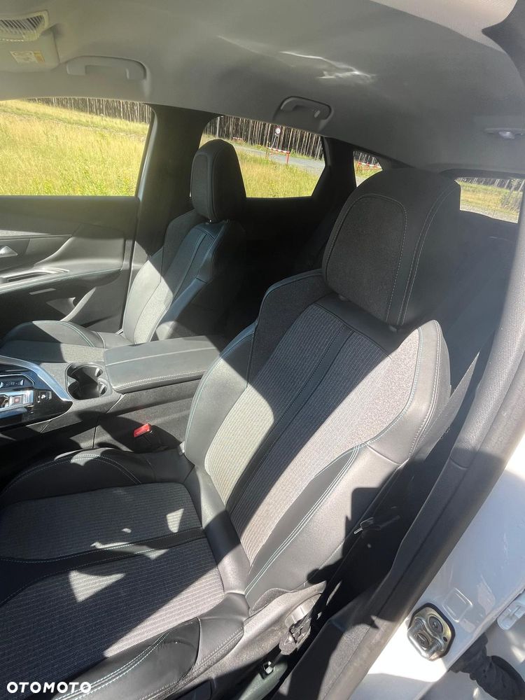 Peugeot 3008 1.2 PureTech Allure Pack S&S EAT8 - 12