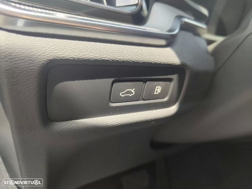 Volvo V60 2.0 T6 AWD TE Plus Bright — fotografia 17