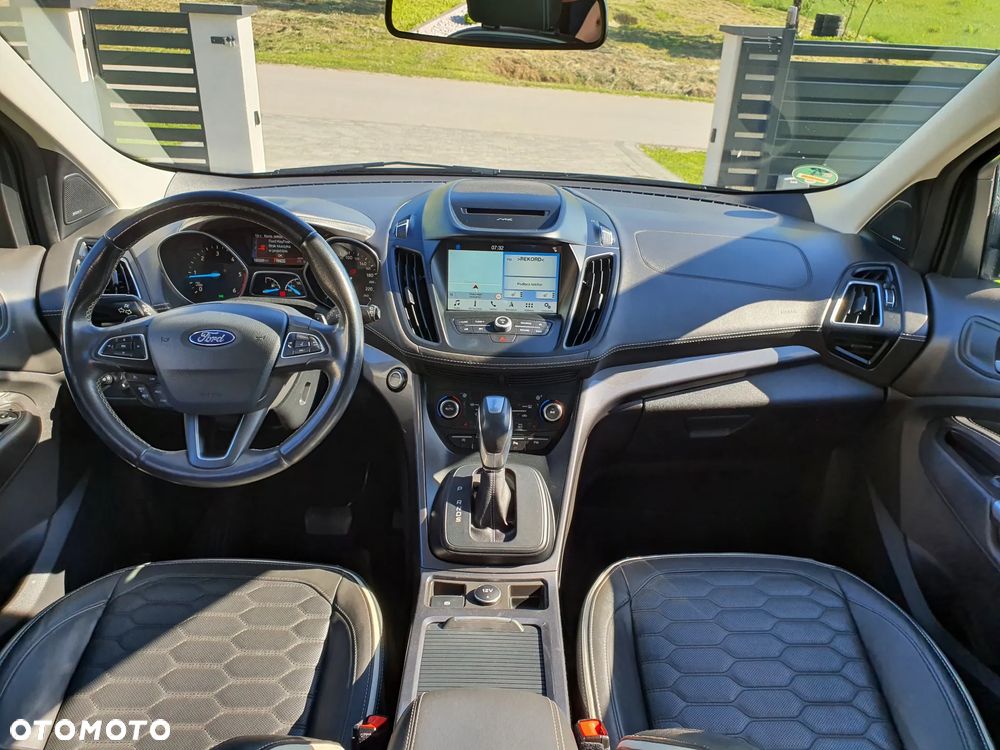Ford Kuga 2.0 TDCi 4x4 Vignale - 25