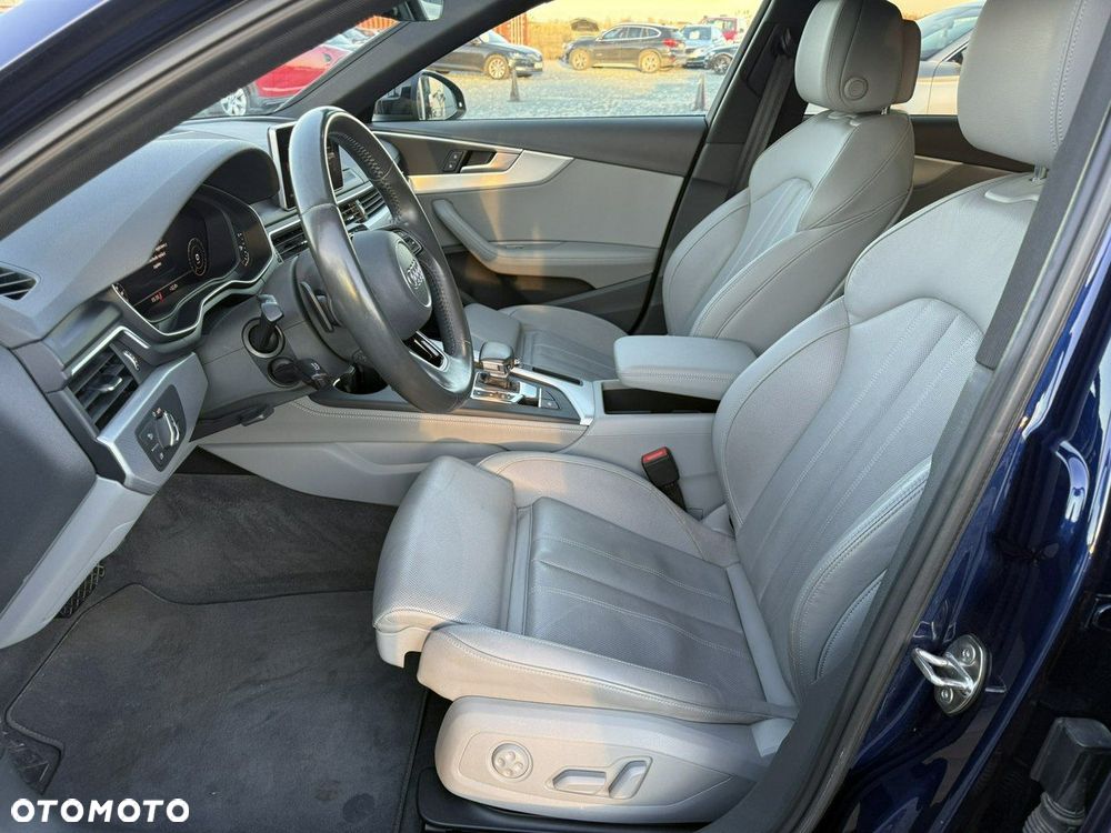 Audi A4 Limousine - 12