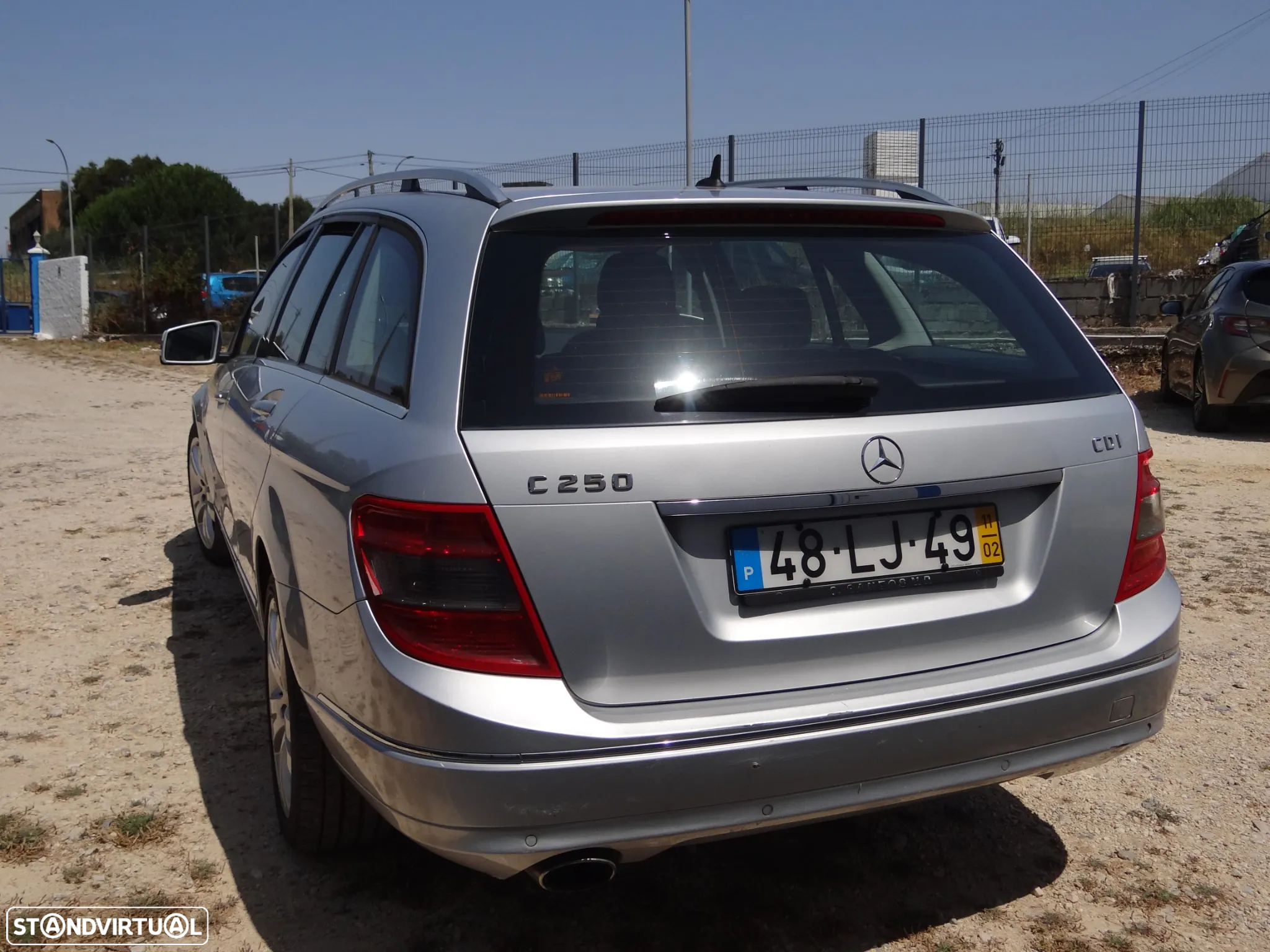 Mercedes-Benz 250 - 3