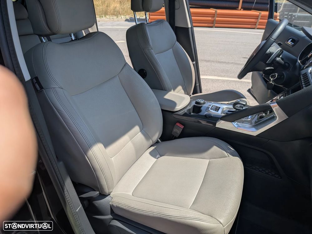 Peugeot 3008 2.0 HDi Hybrid4 88g - 12