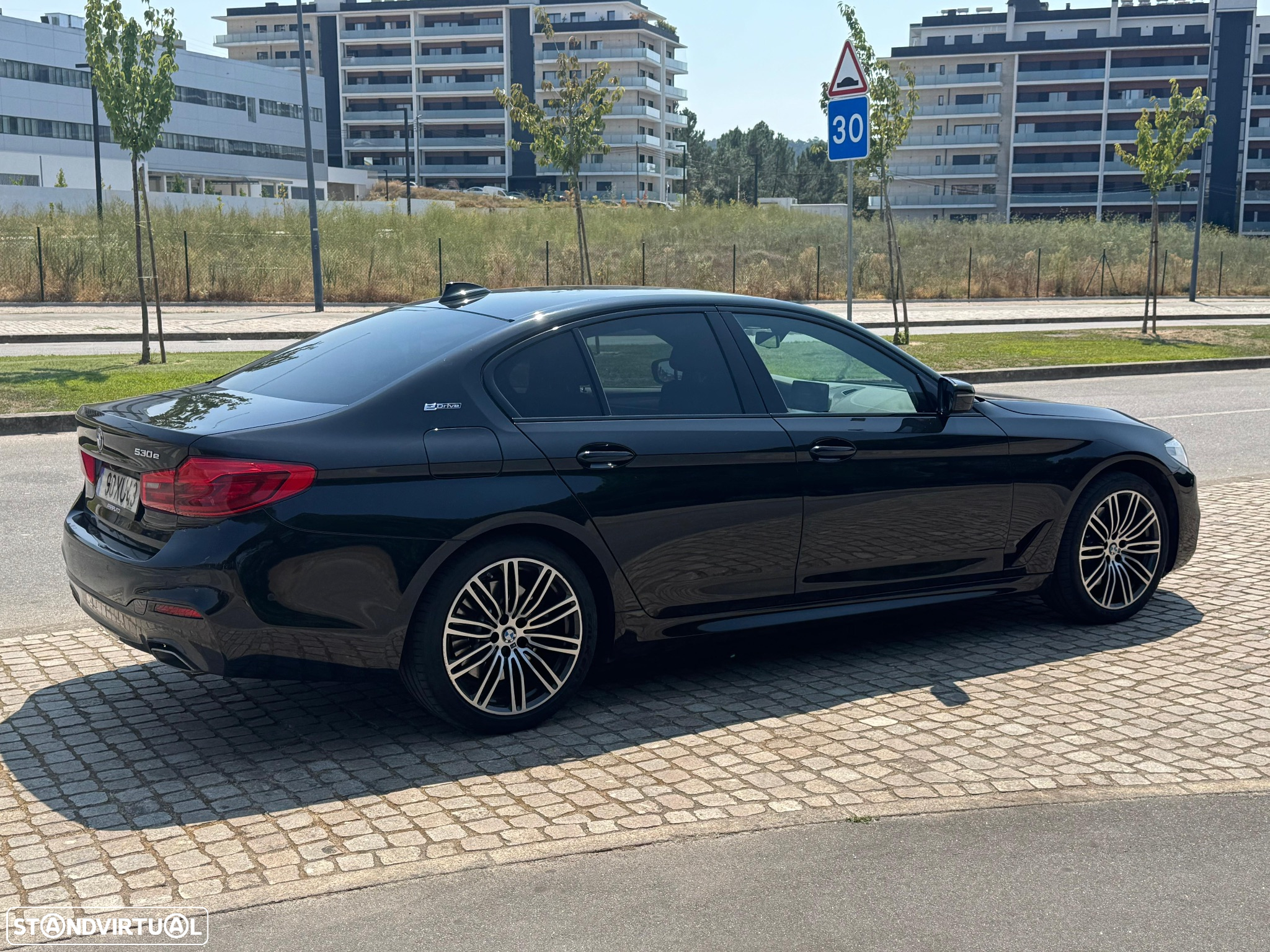 BMW 530 e iPerformance Pack M - 11