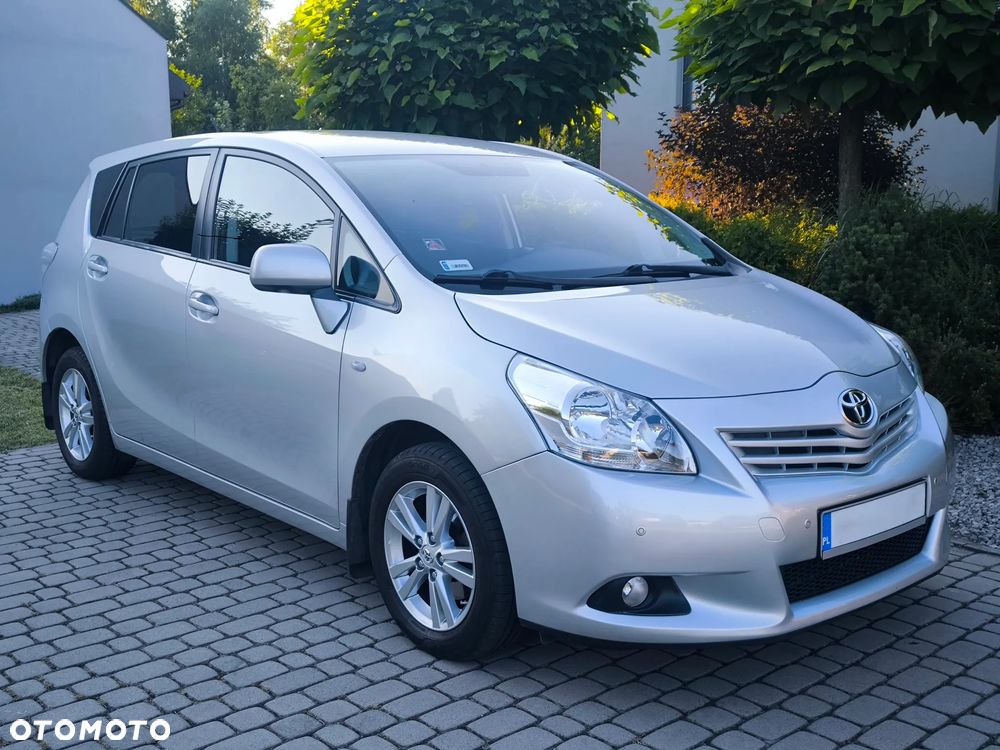 Toyota Verso - 16